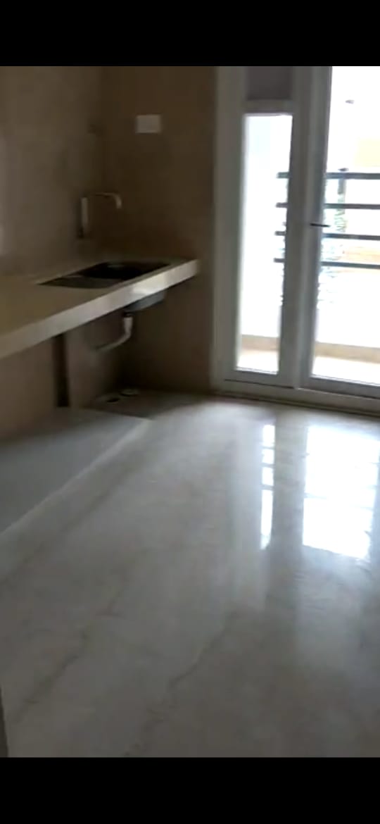 Kanakia Paris — Bandra East (3)