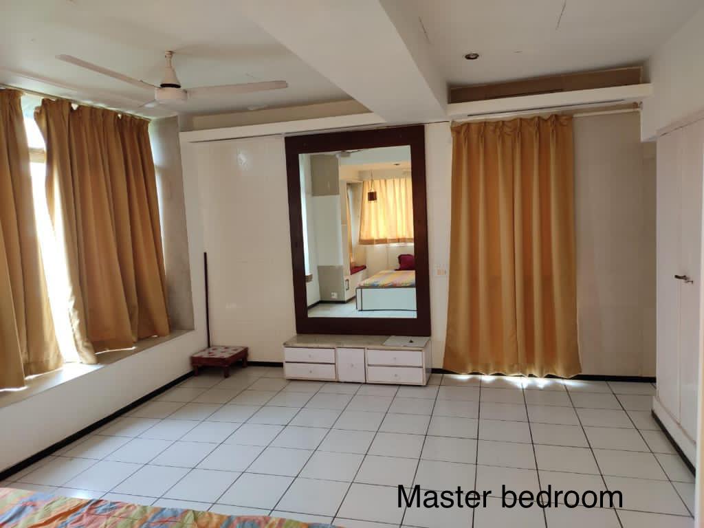 North Bombay Society — Juhu (1)