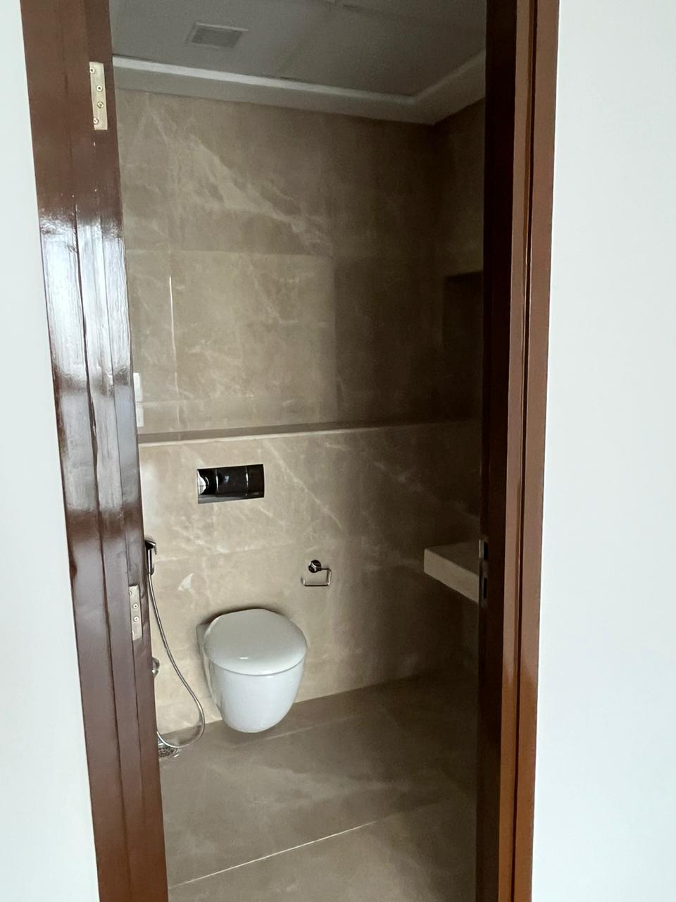 Island City Centre 1 — Dadar East (5)
