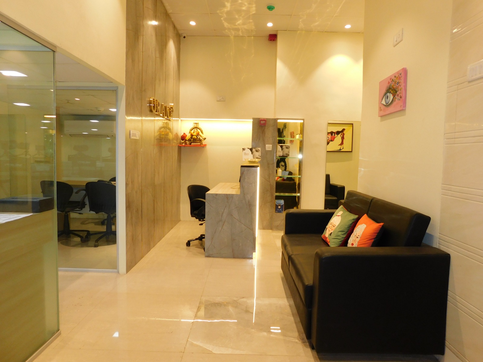 Marathon Icon โ Lower Parel (18)