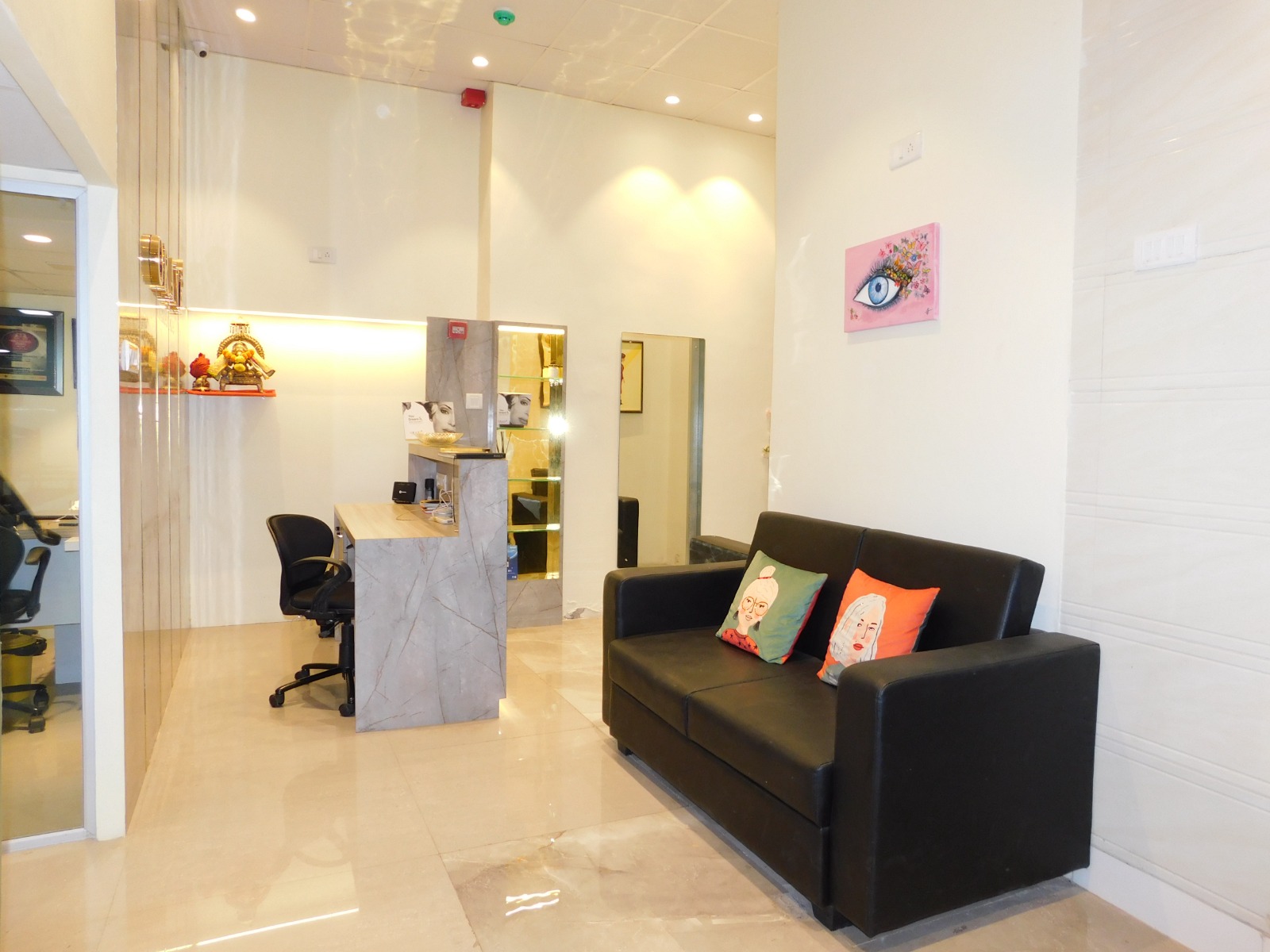 Marathon Icon โ Lower Parel (21)