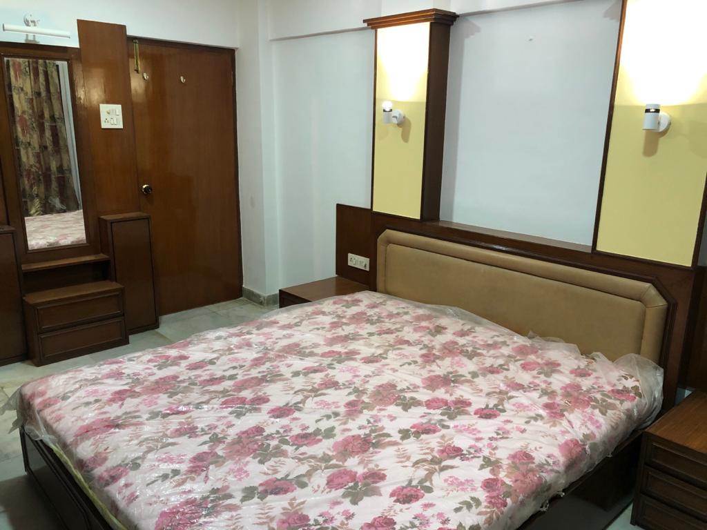 Dinkar Smruti — Bandra West (8)