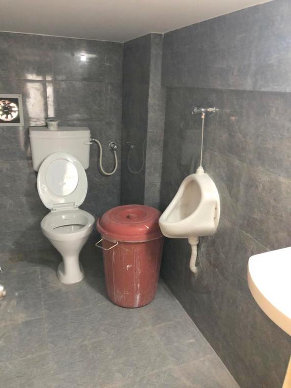 Laxmi Plaza โ Andheri West (7)