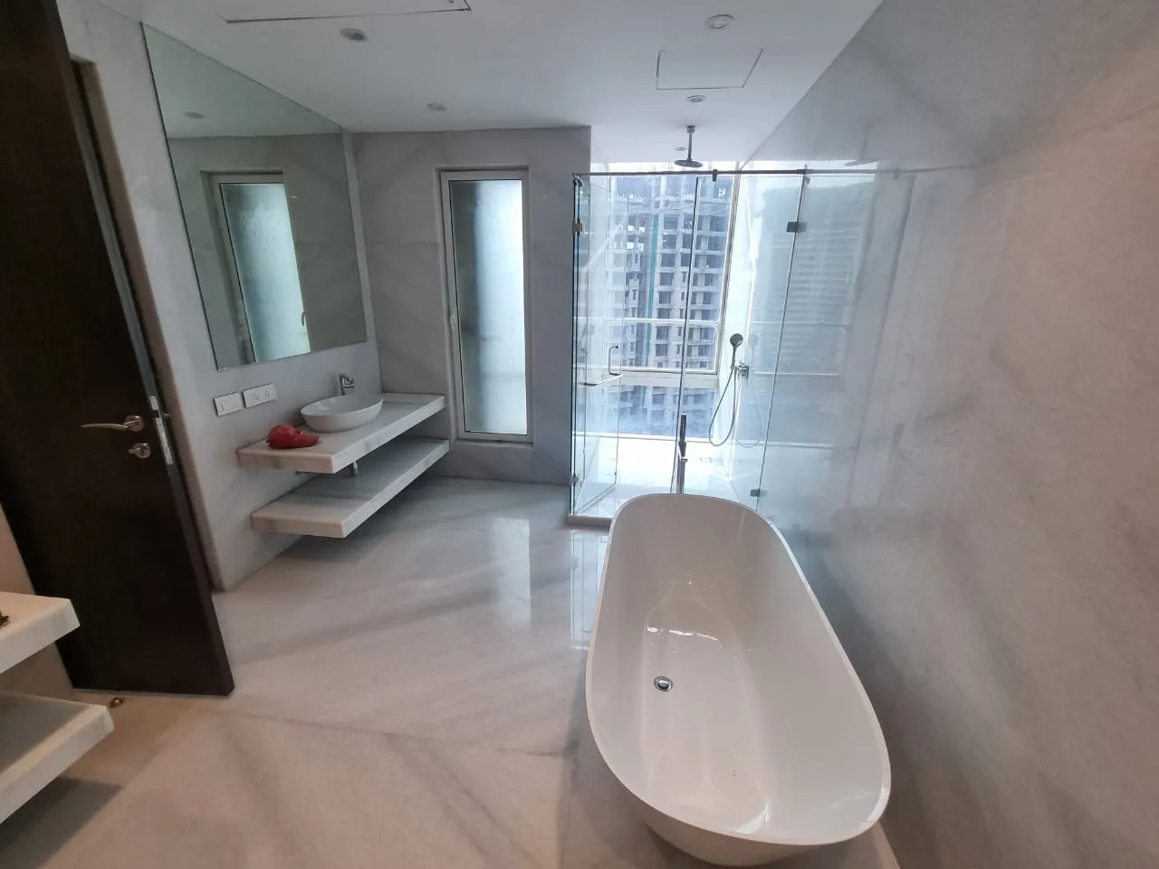 Indiabulls Blu — Worli (4)