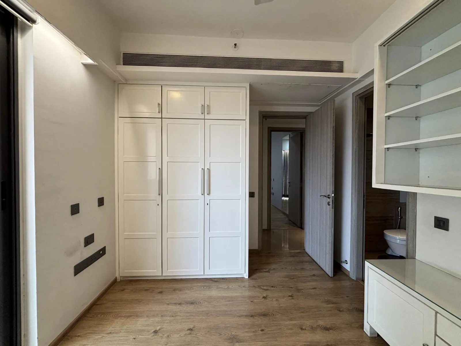 Rustomjee Seasons — Bandra East (17)