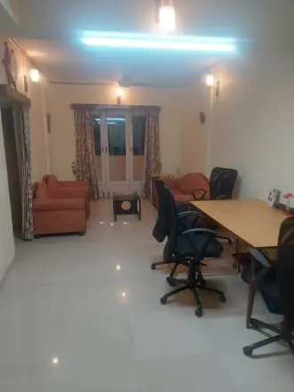 Tardeo Court