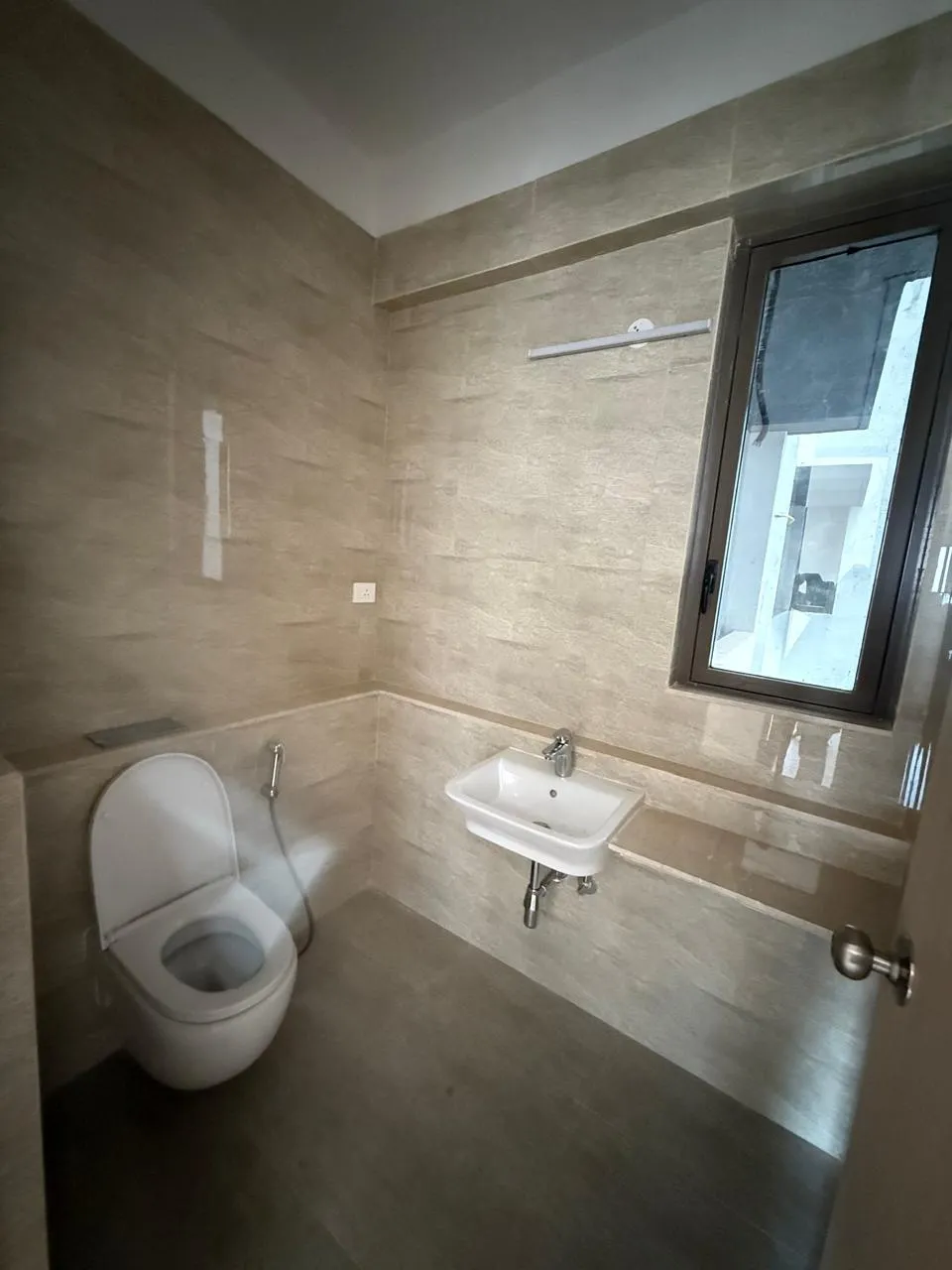 X BKC — Bandra East (13)