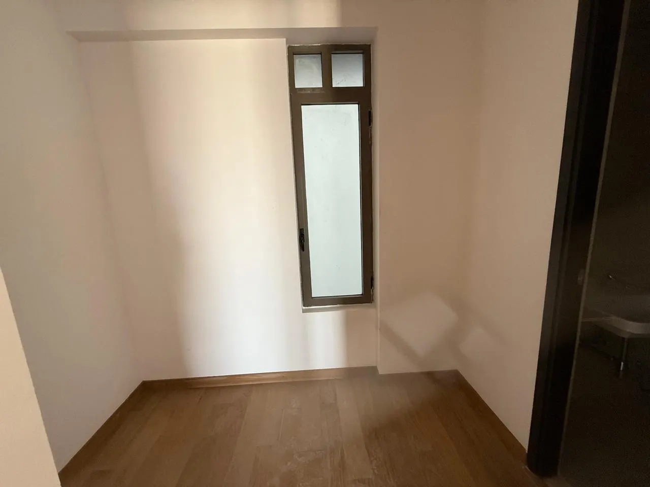 X BKC — Bandra East (12)