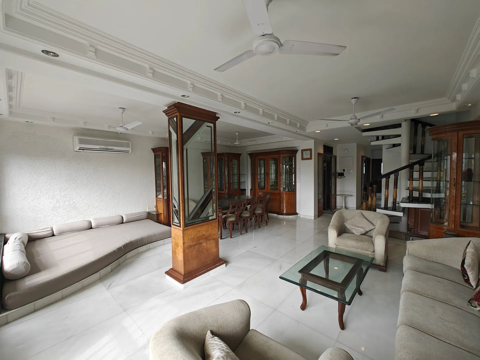 Felicia — Bandra West (7)