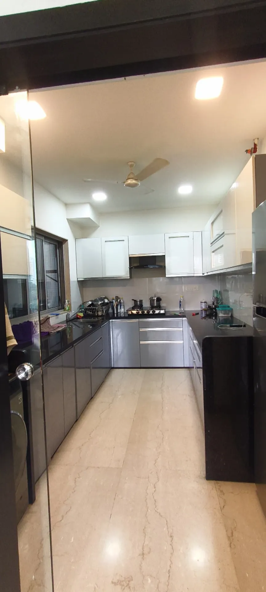 Oberoi Esquire — Goregaon East (36)