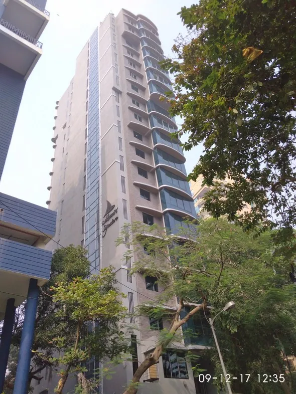 3 BHK Lakhani Signature for Rent in Bandra West