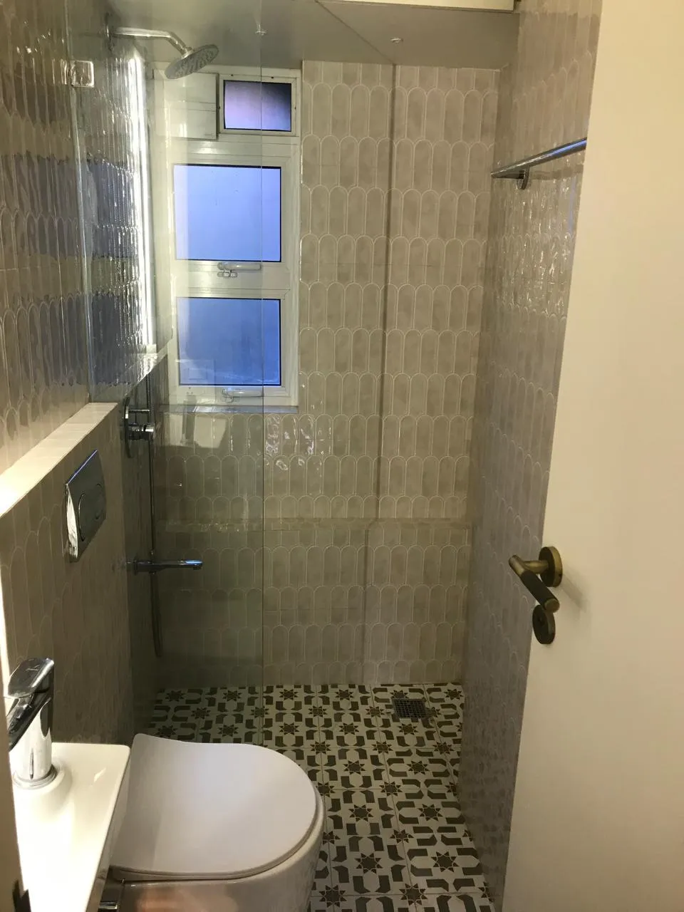 New Silver Home — Bandra West (12)