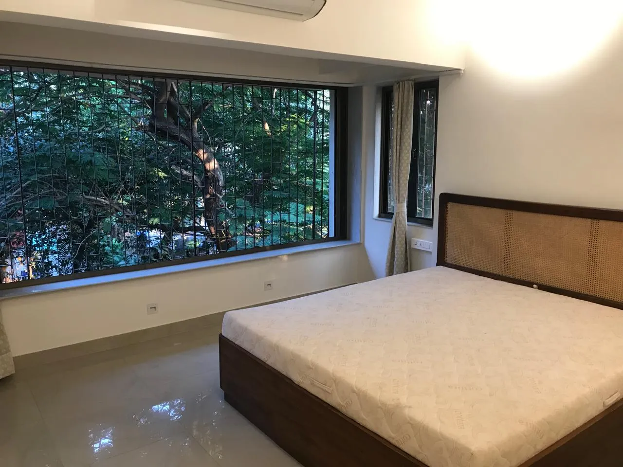 New Silver Home — Bandra West (16)