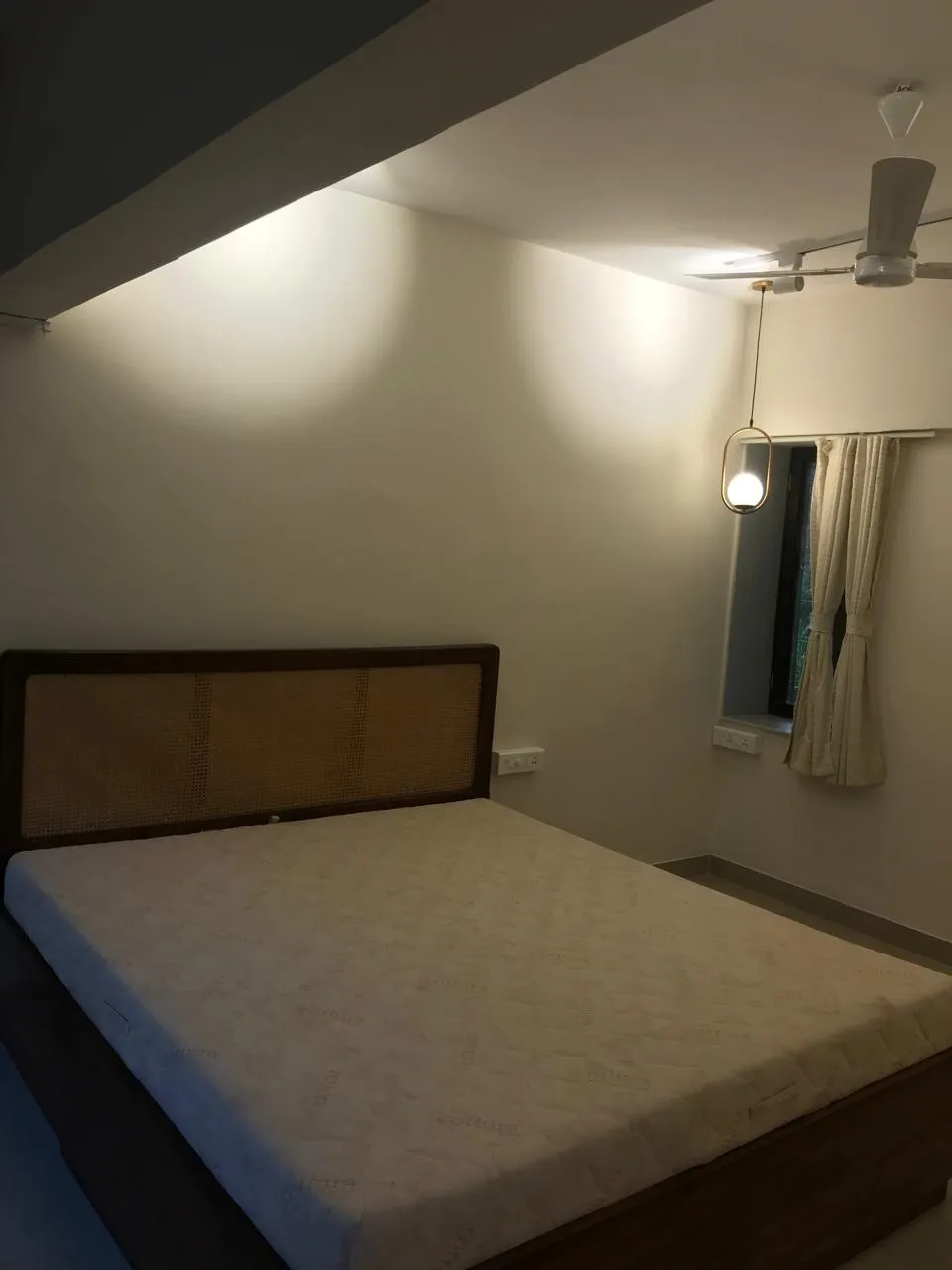 New Silver Home — Bandra West (18)