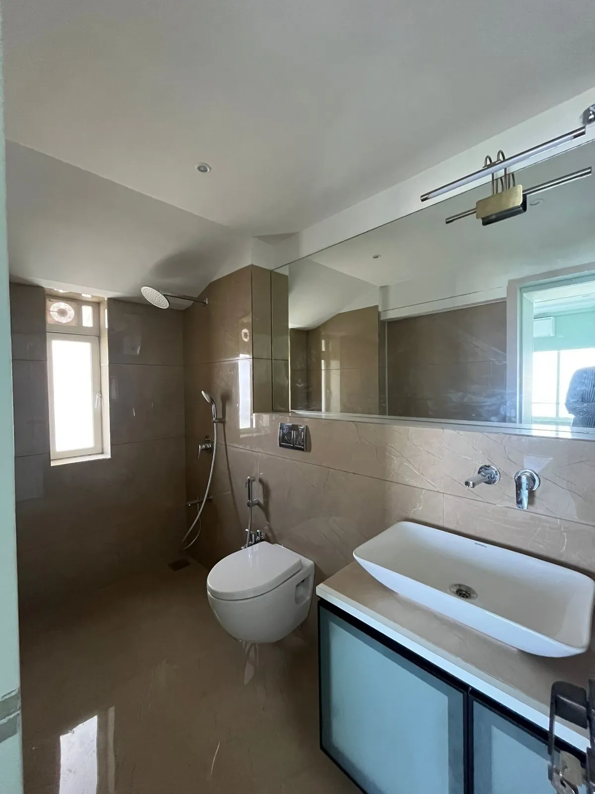 Neelam Apartments — Bandra West (10)
