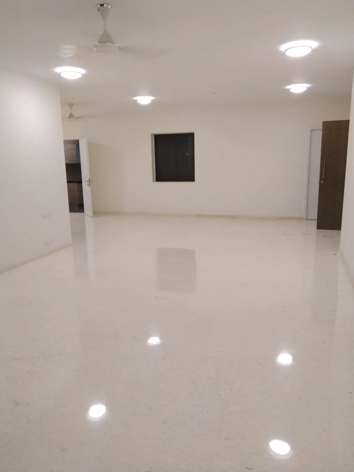 Kalpataru Solitaire — Juhu (2)