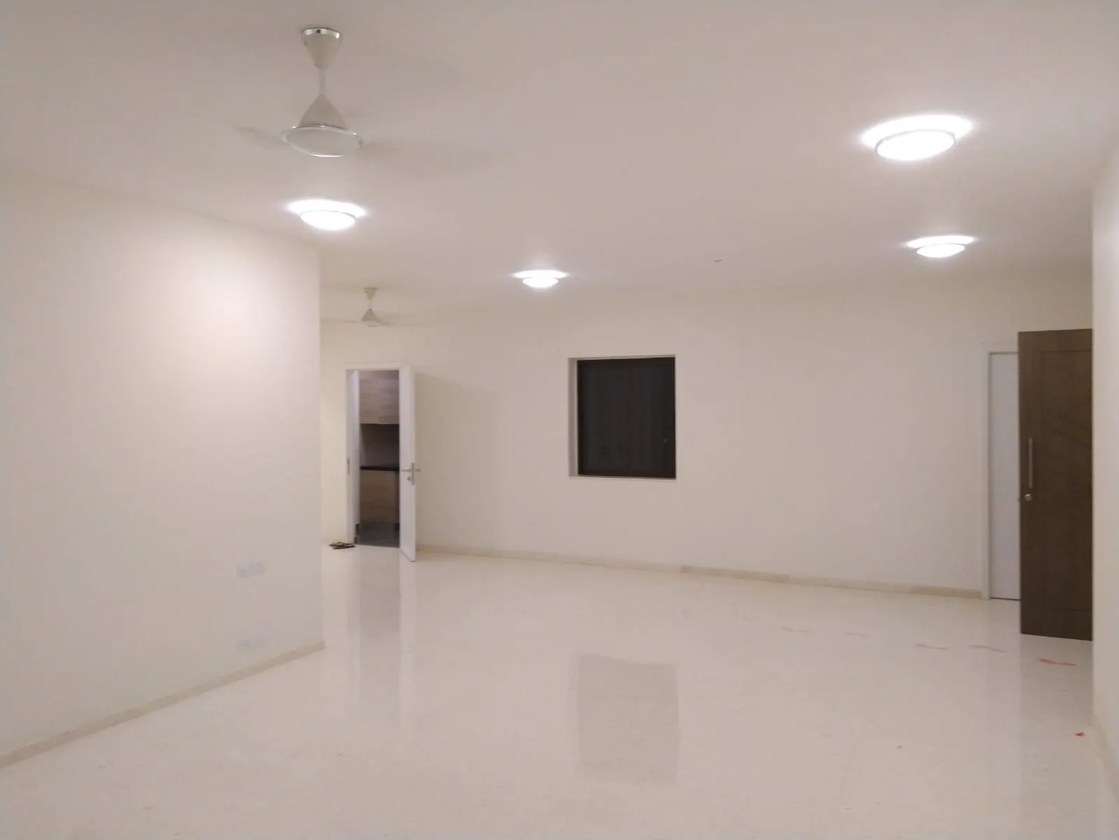 Kalpataru Solitaire — Juhu (5)