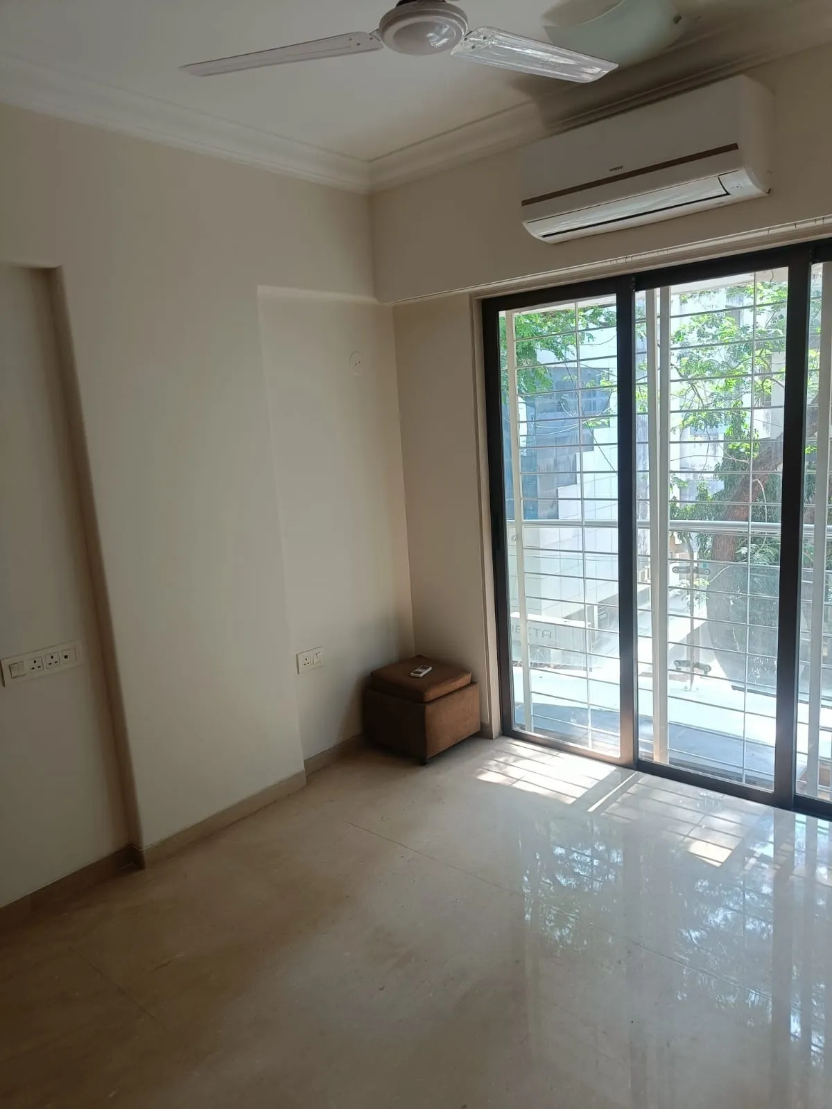 Ekta Elite — Bandra West (16)