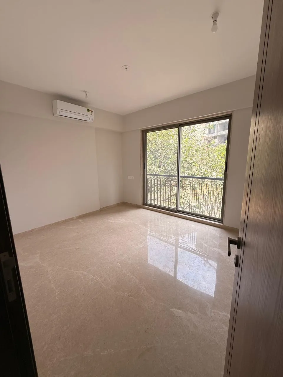 Park Crest — Khar West (12)