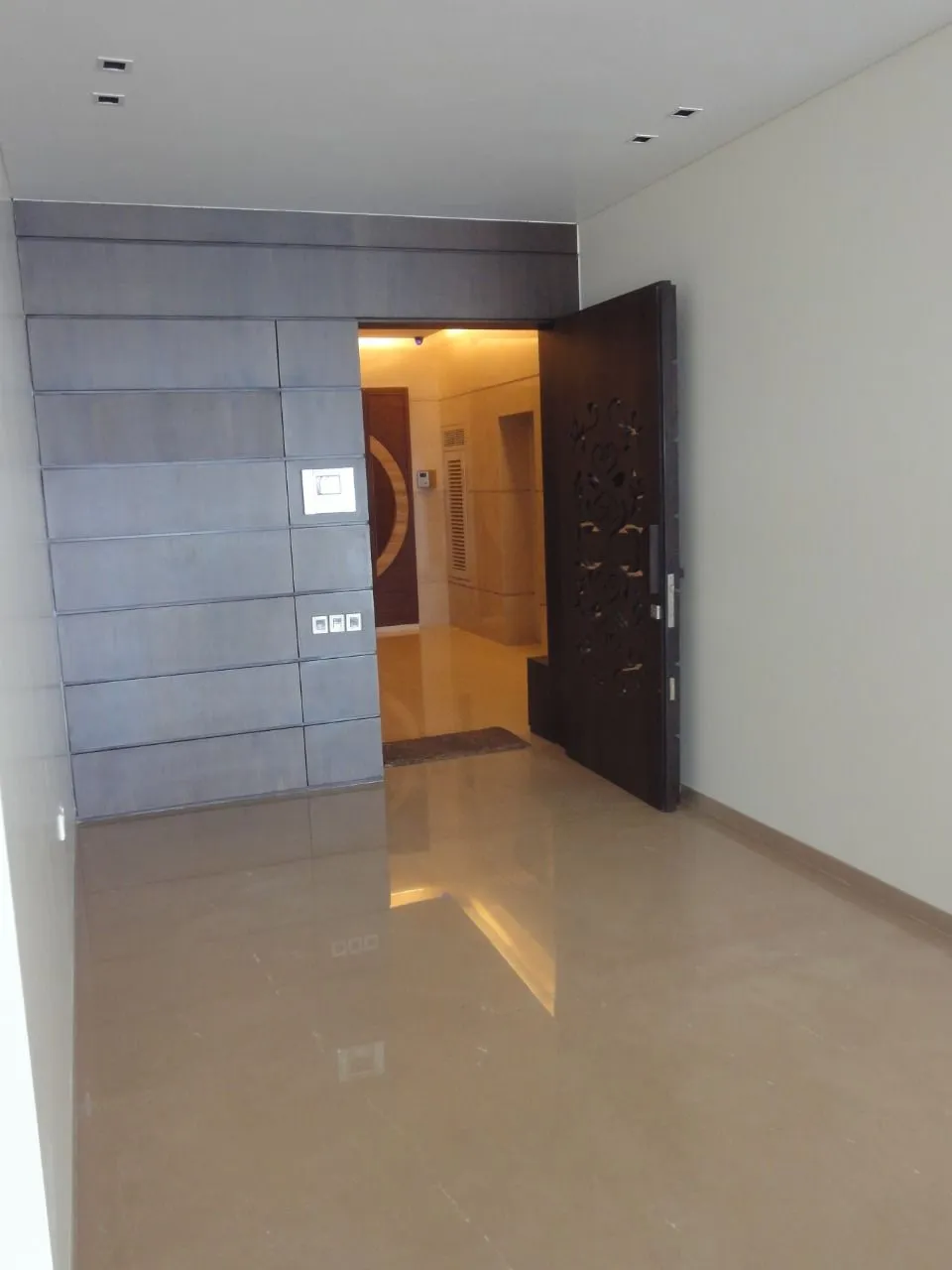 Chitra Apartments — Santacruz West (8)
