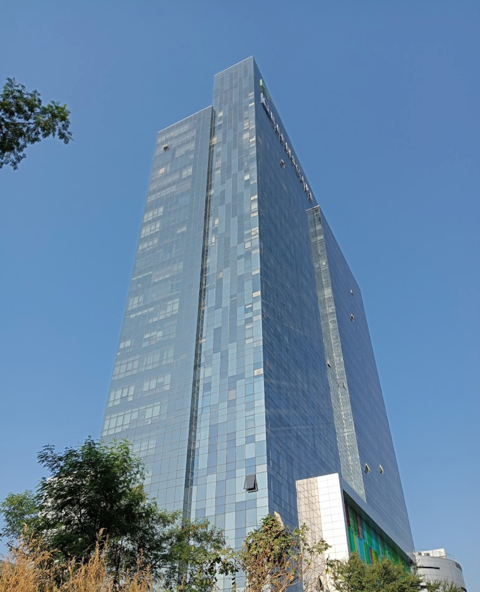 Cyber One โ Vashi (1)