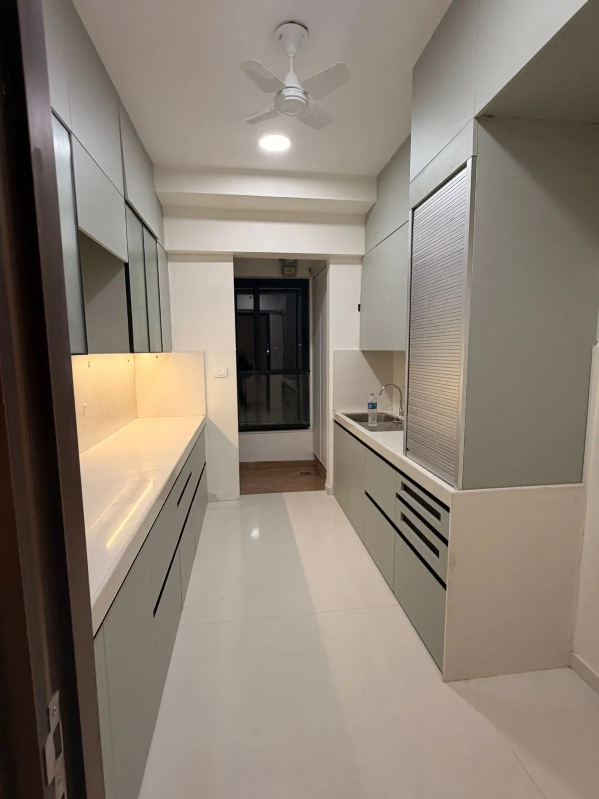 Kalpataru Magnus — Bandra East (15)