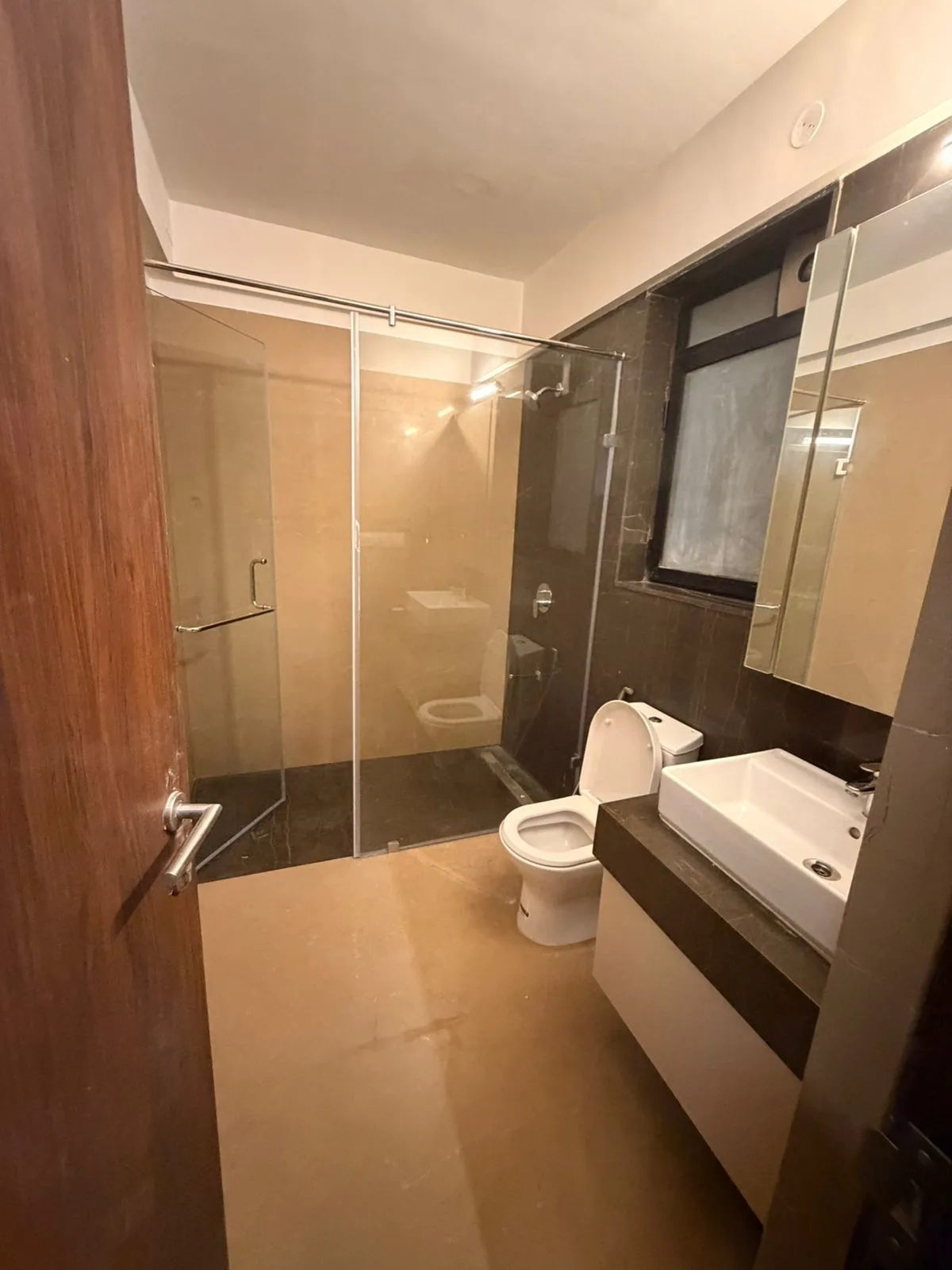 Kalpataru Magnus — Bandra East (25)