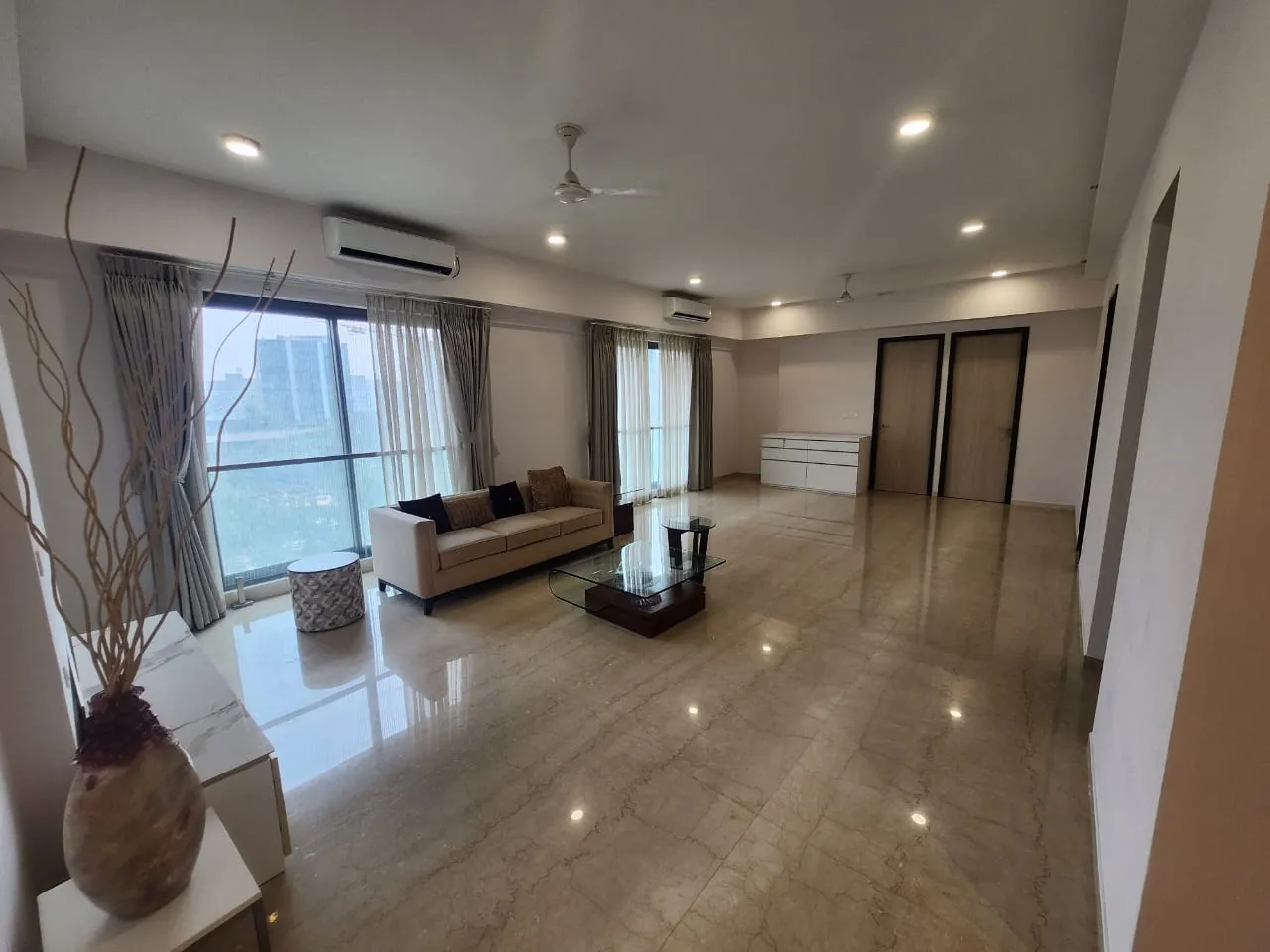 X BKC โ Bandra East (26)