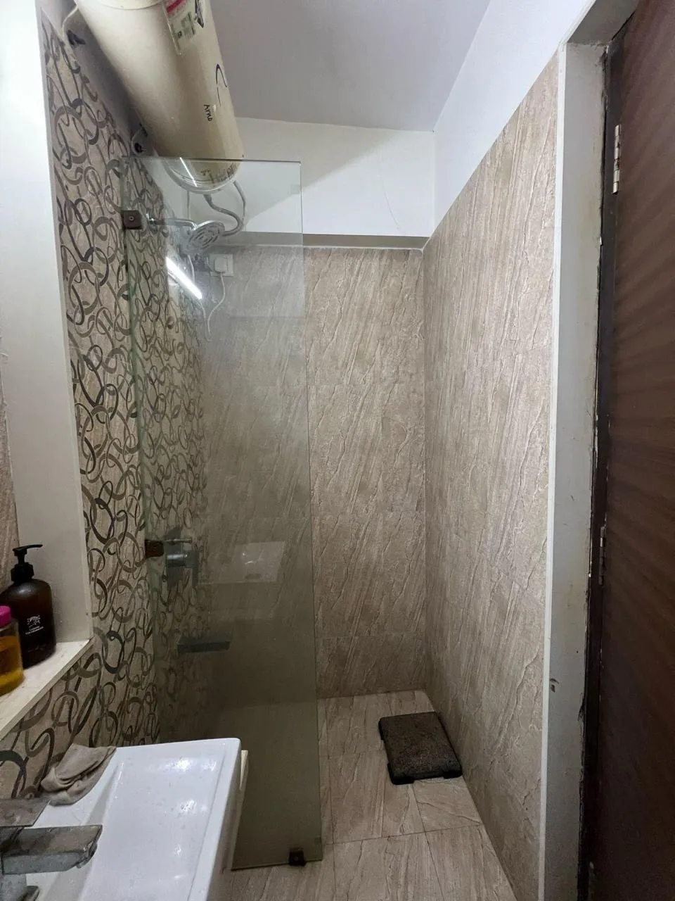 Romell Diva — Malad West (4)