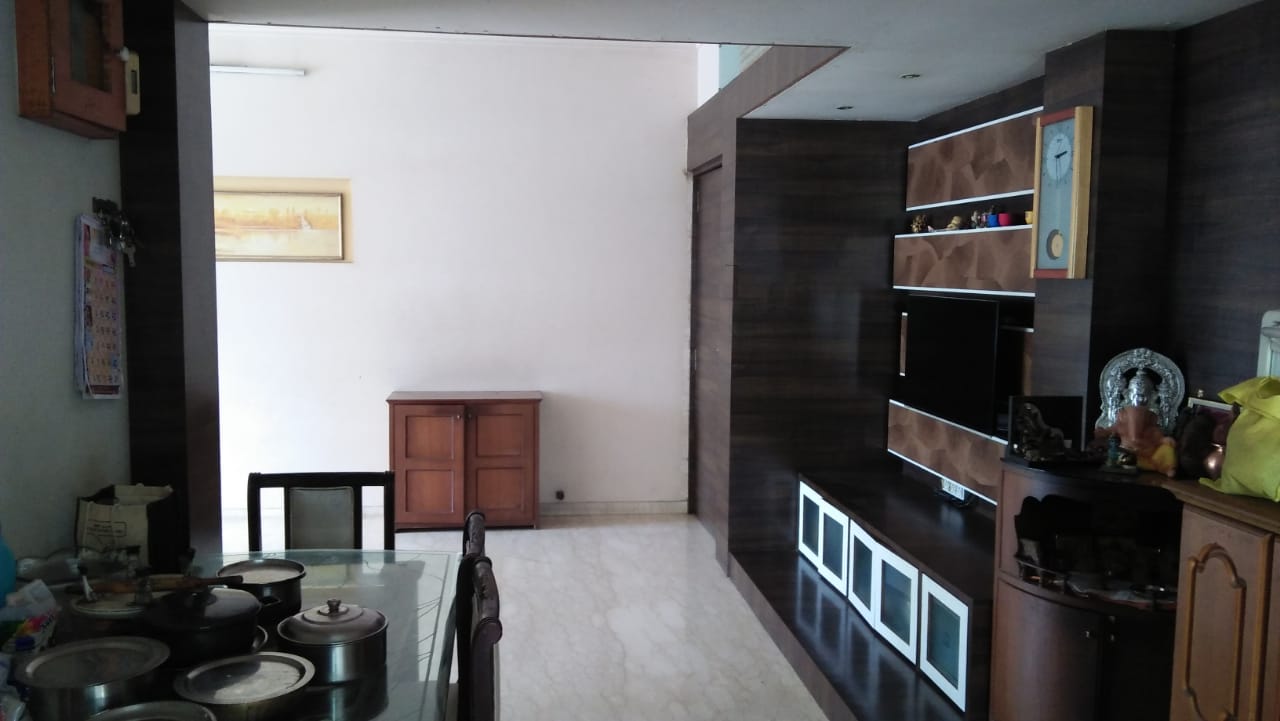 Ganesh Apartment — Dadar East (1)