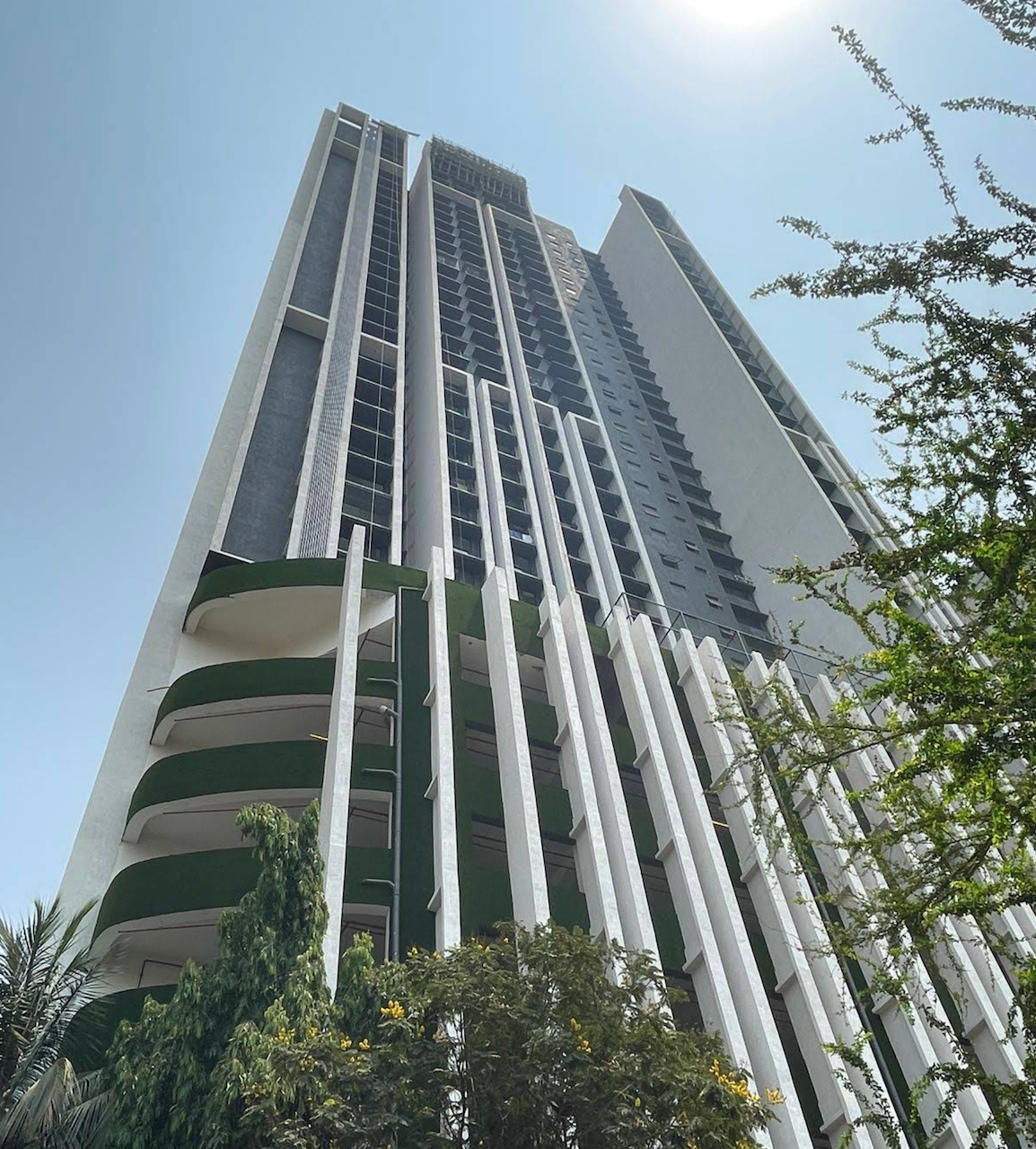 DLH Leo Tower for rent