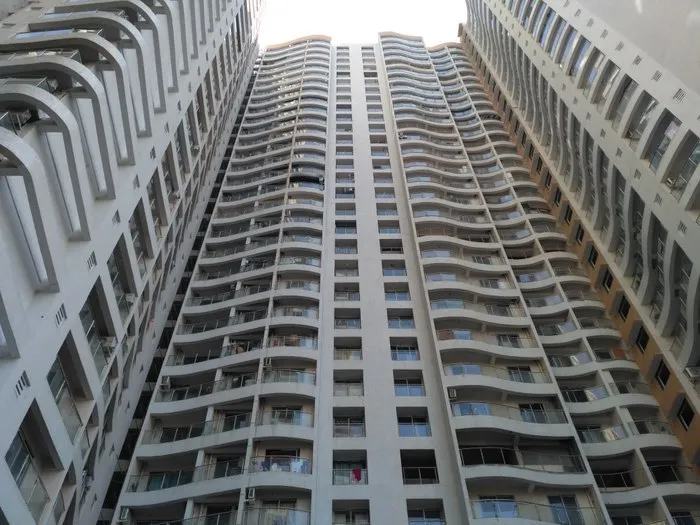 HDIL Metropolis for rent